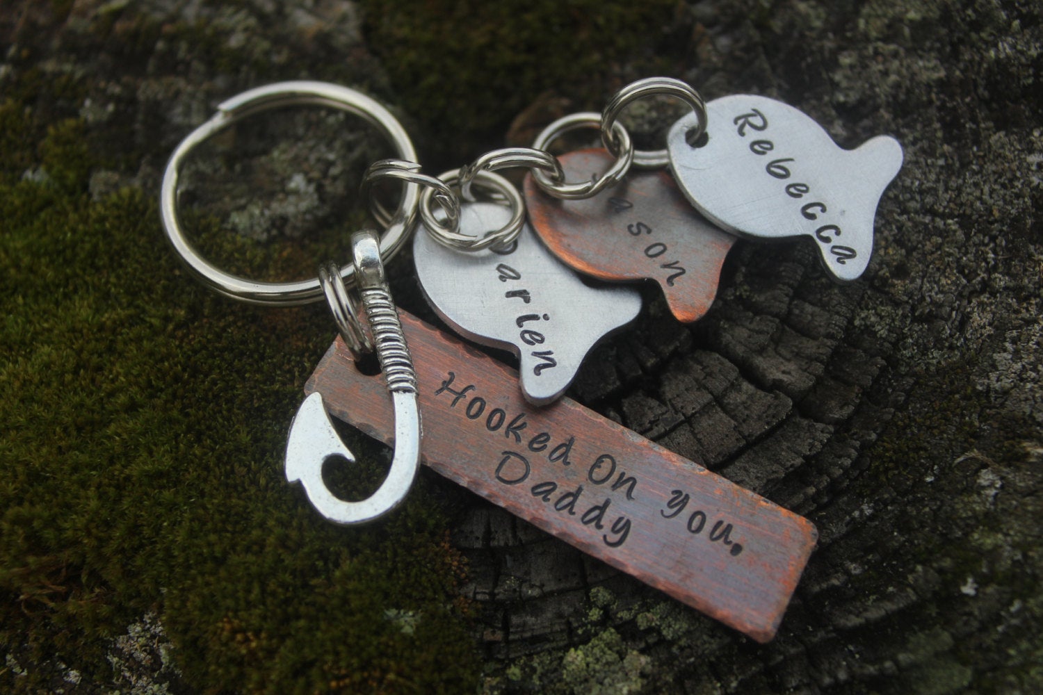 Fishing keychain for Dad-Best Catch Keychain-Father's Day Gift for Dad Grampa-Daddy Keychain-Fisherman Gift-Hooked on You Daddy