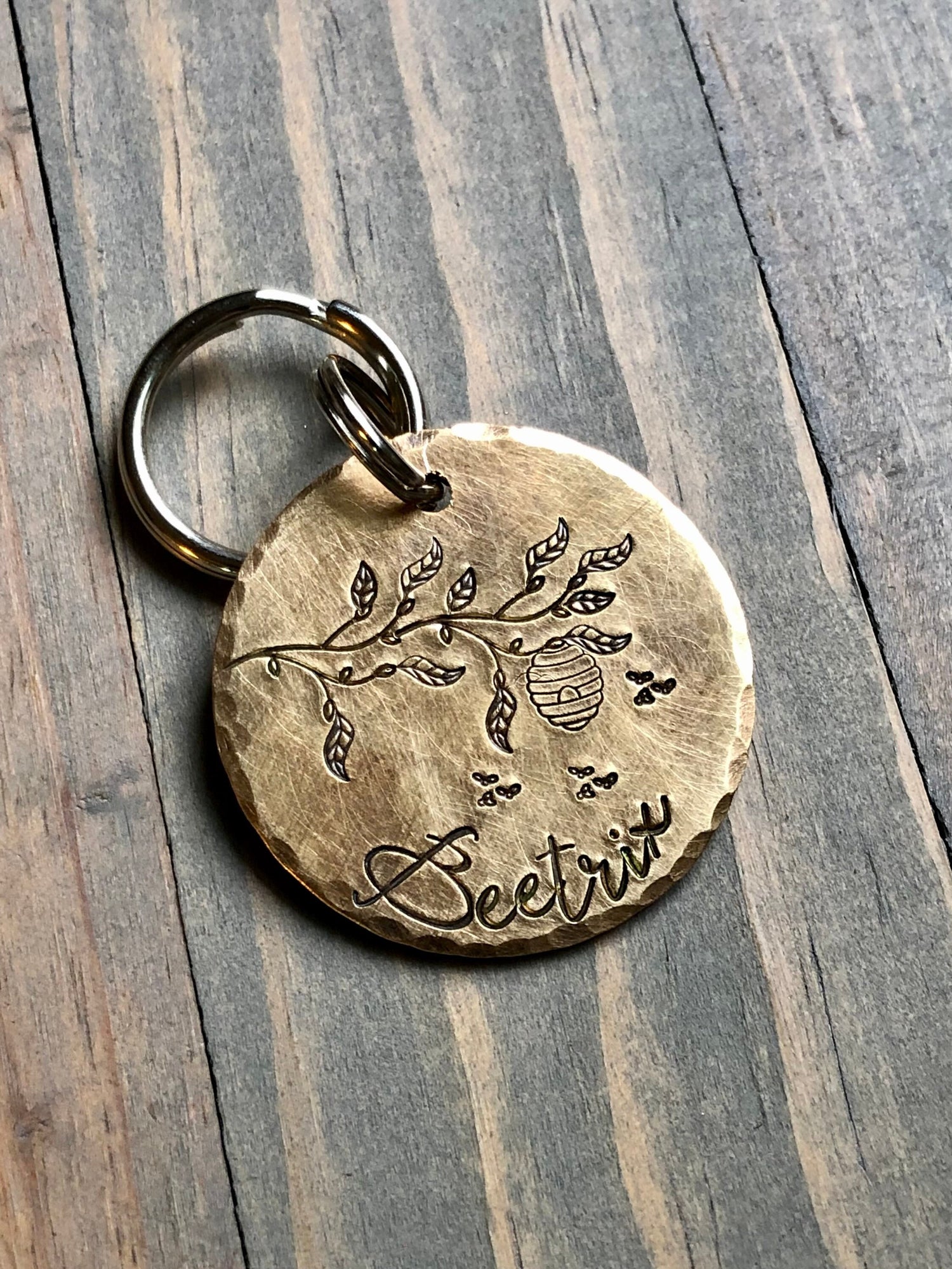 Bee Hive Name Tag for Dog, Custom Personalized Pet ID Tag, Personalized Dog Tag with Bees, Pretty Dog Tag, Honey Bee Pet ID Tag