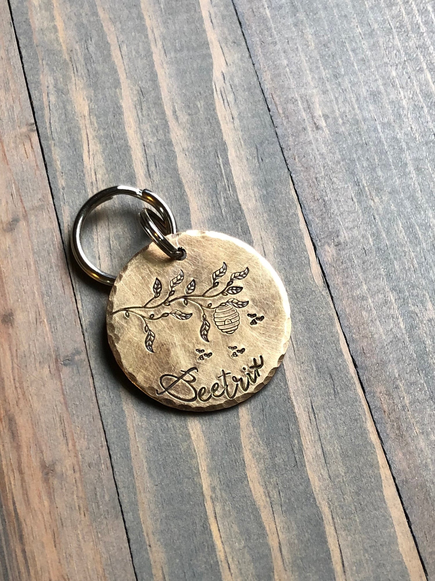 Bee Hive Name Tag for Dog, Custom Personalized Pet ID Tag, Personalized Dog Tag with Bees, Pretty Dog Tag, Honey Bee Pet ID Tag