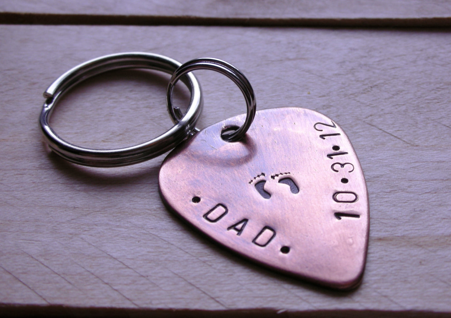 Fathers Day Gift -Classic Guitar Pick Keychain-Father Birthday Gift-Gift for Dad-New Dad Gift