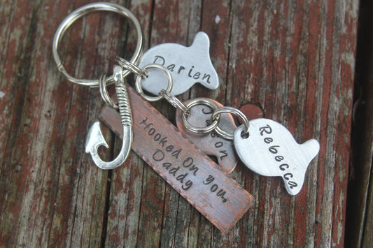 Fishing keychain for Dad-Best Catch Keychain-Father&#39;s Day Gift for Dad Grampa-Daddy Keychain-Fisherman Gift-Hooked on You Daddy